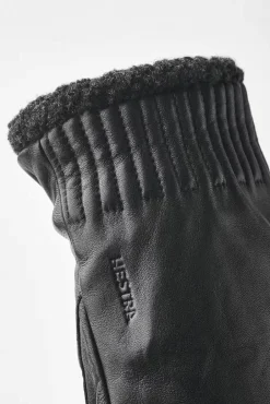 Ackas Mitt