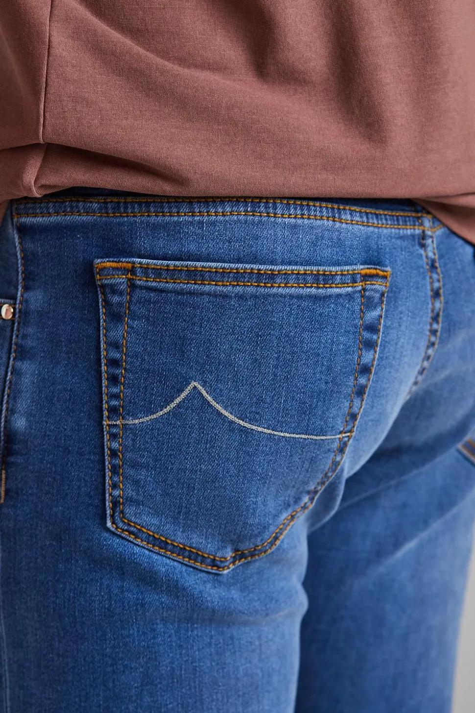 Bard 688 Mid Blue Wash