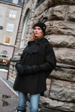 Bergen Black