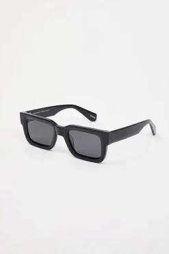 05 Black