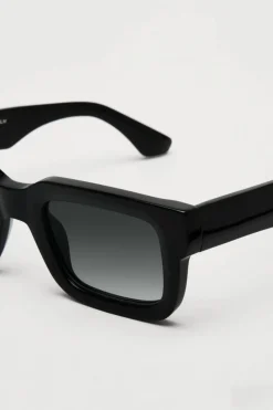 05 Black Gradient