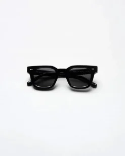 04 Black M