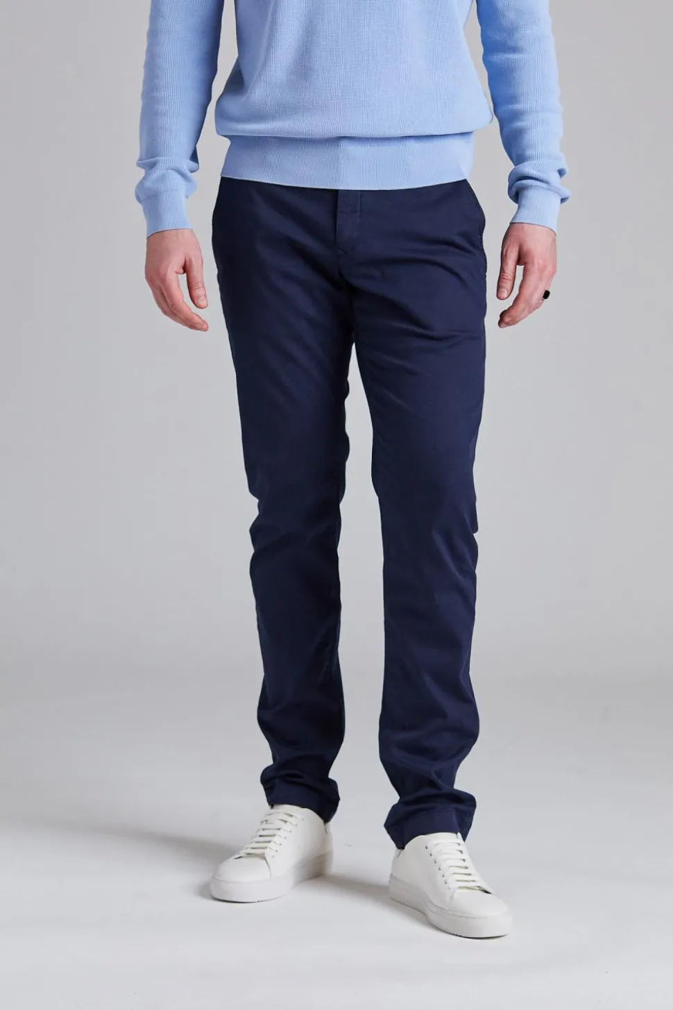 Bobby Chino Light Twill Navy