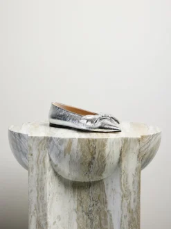 Bow Pump Silver