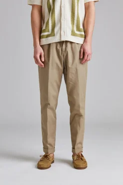 Capri Pant Brown