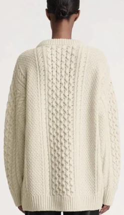 Chunky Cable Knit Cream