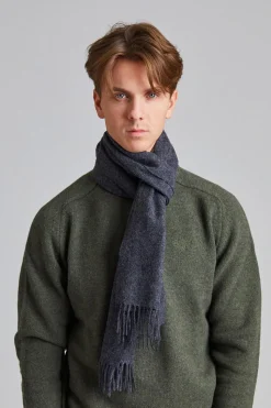 Classic Woven Scarf in Plain Melange Dk Grey