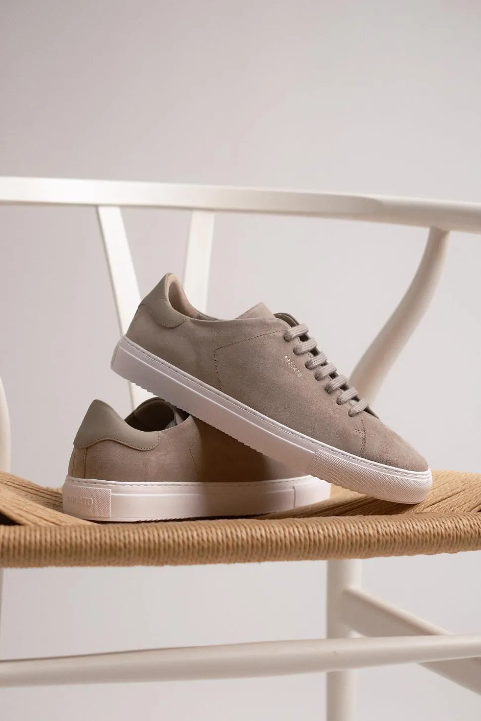 Clean 90 Suede Sneaker Beige/White