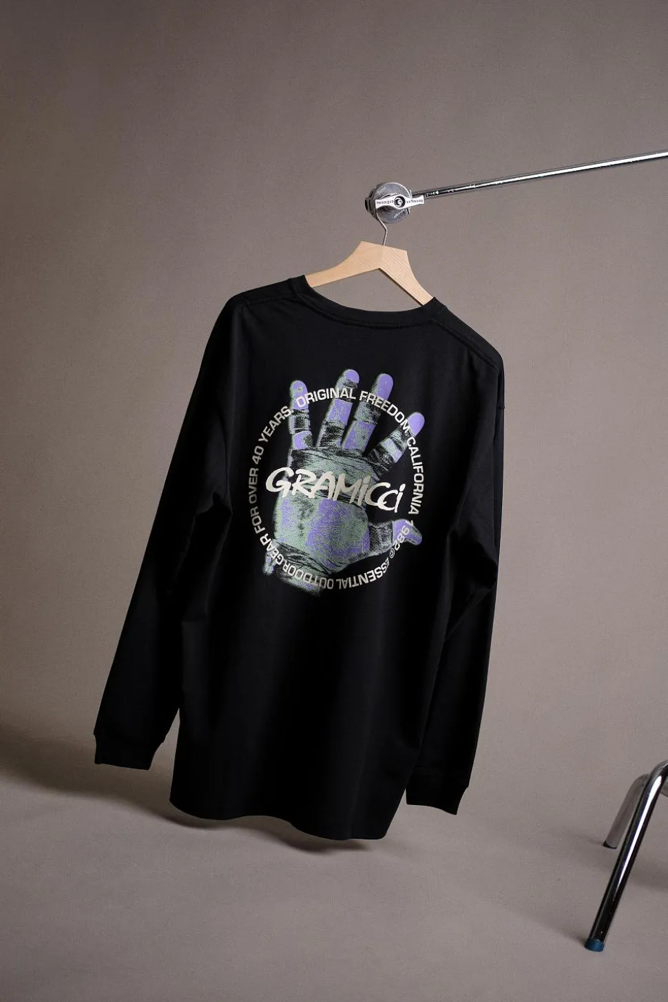 Climber's Hand L/S Tee Vintage Black
