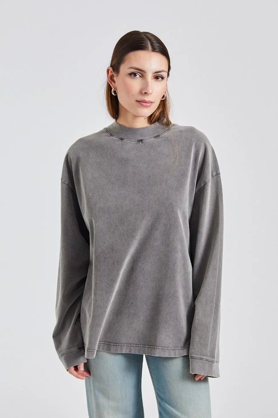 Crew Neck Sweater Faded Black FN-UX-TSHI000020