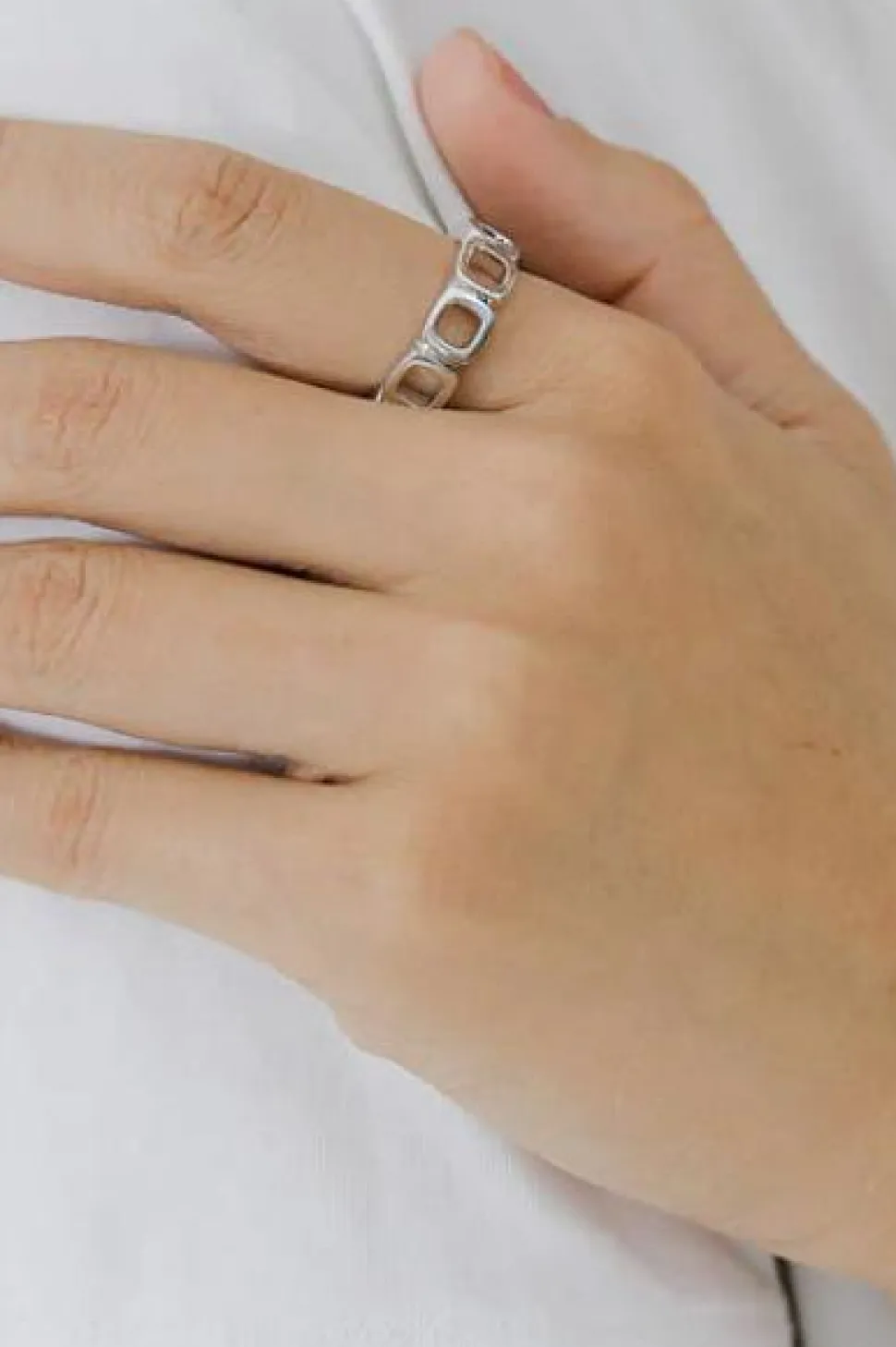 Cushion Band Open Silver