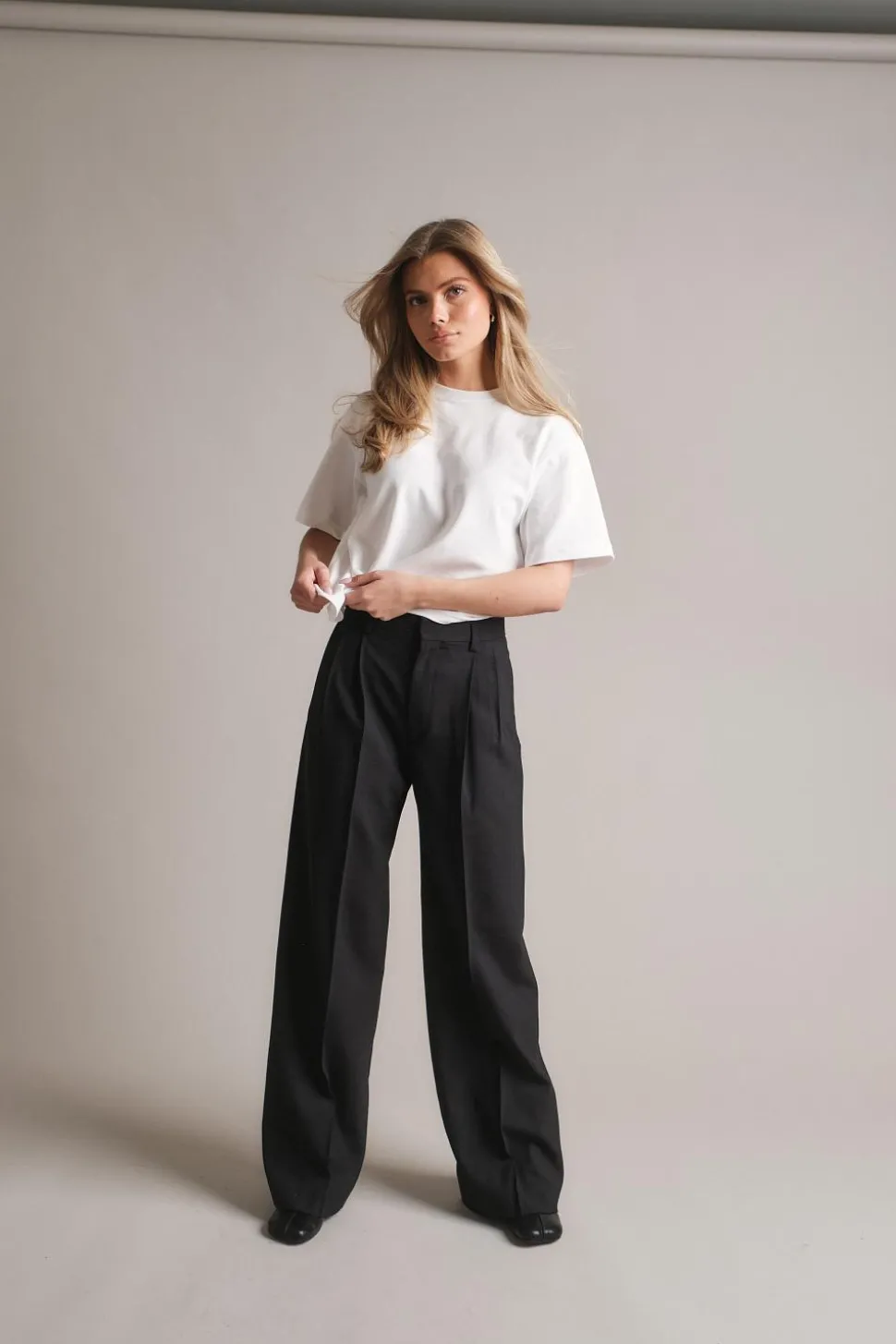 Darcey Wool Trousers Black