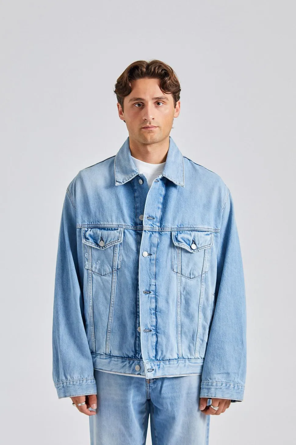 Denim Jacket - Relaxed Fit FN-UX-OUTW000065 Light Blue