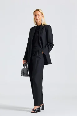 Double-Pleated Tailored Trousers Black