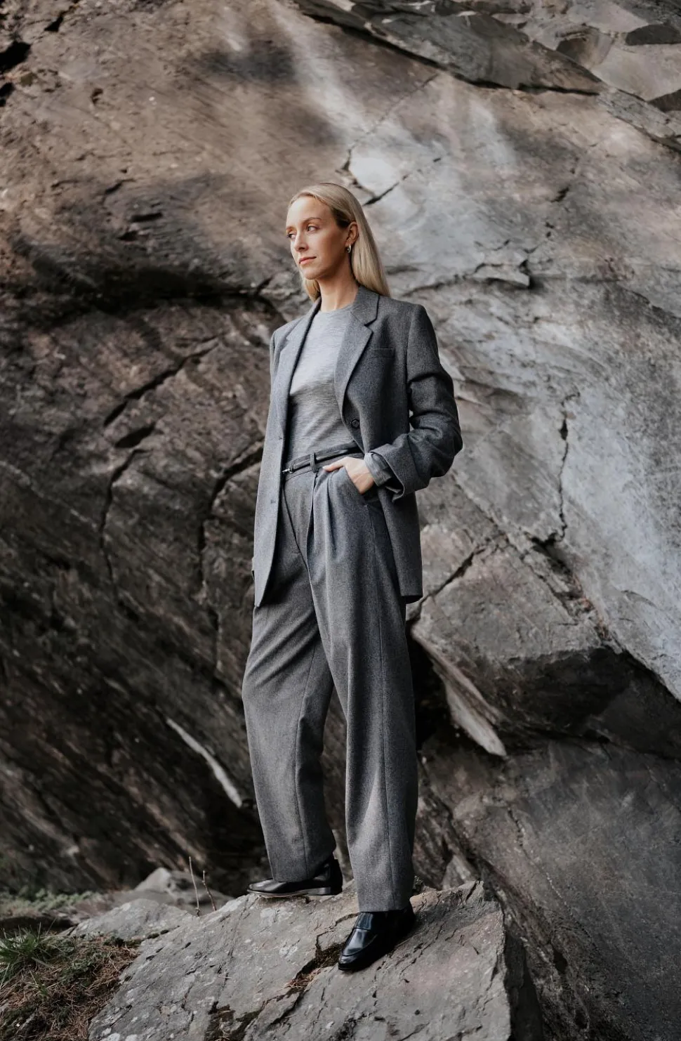 Double-Pleated Tailored Trousers Grey Melange