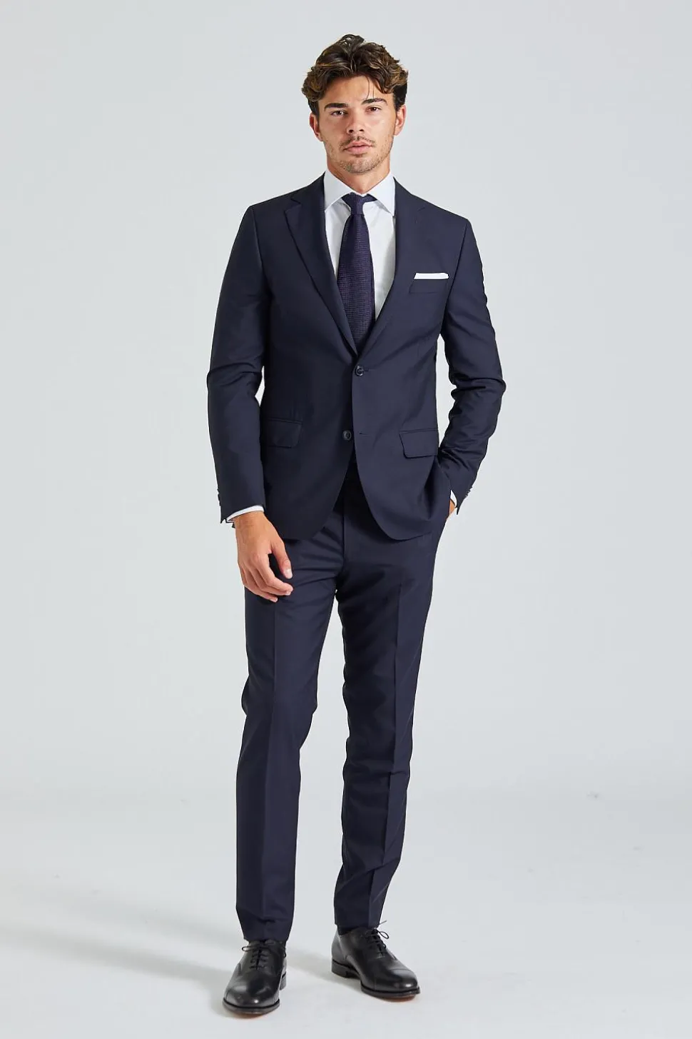 Edmund Denz Suit Navy