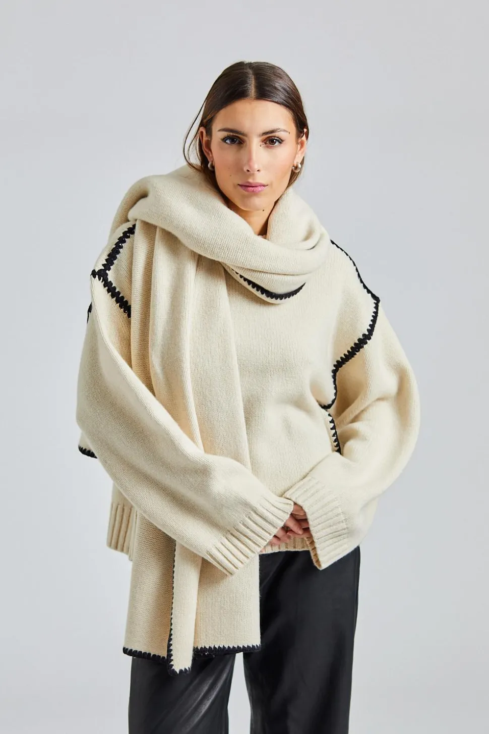 Embroidered Wool Cashmere Scarf Snow