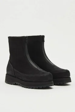 Este Black Nubuck