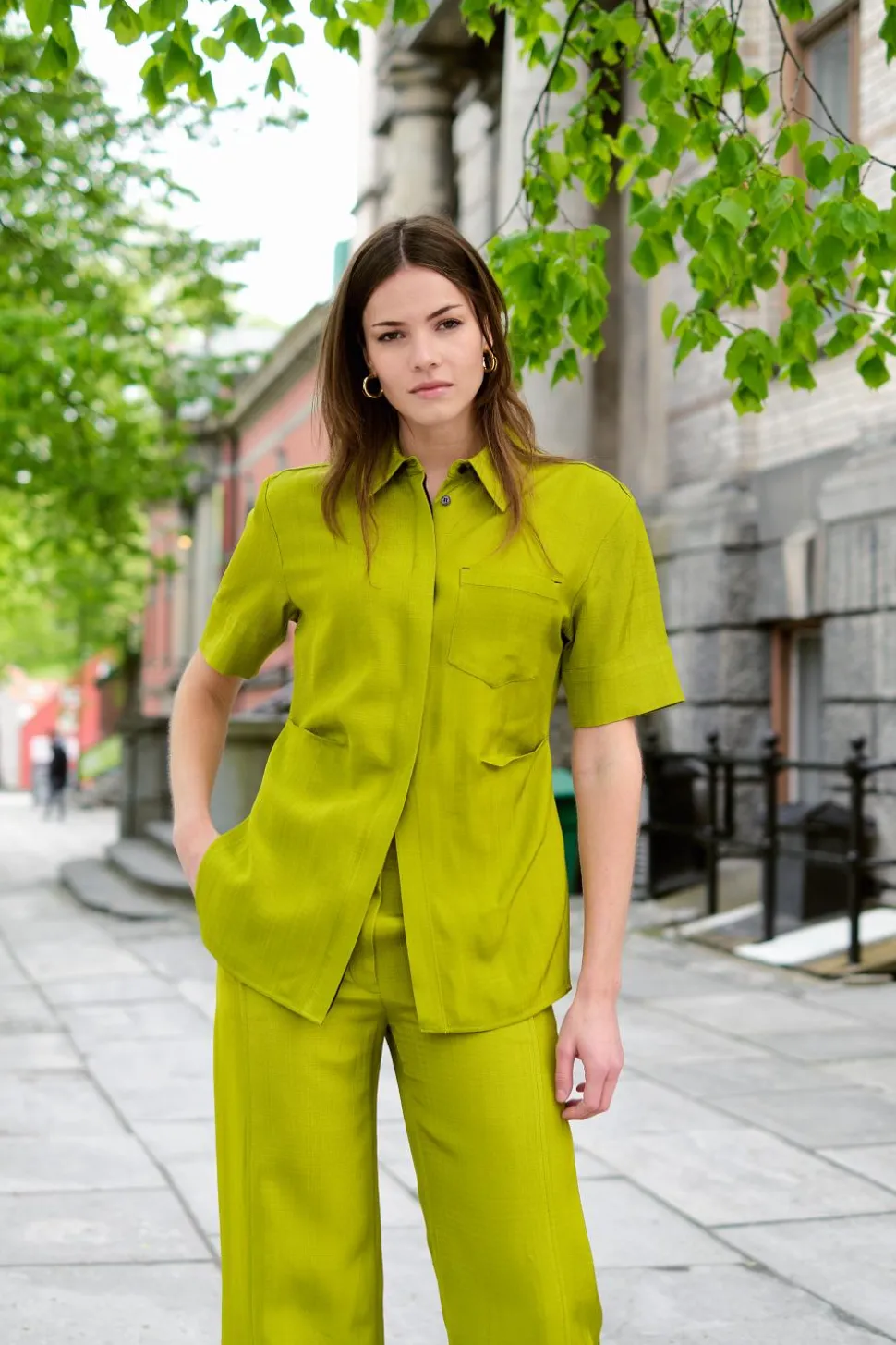Fitted Short Sleeve Shirt Parrot Green