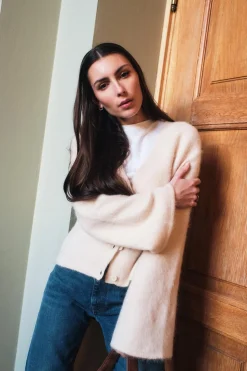 Fluffy Cardigan Canvas Beige