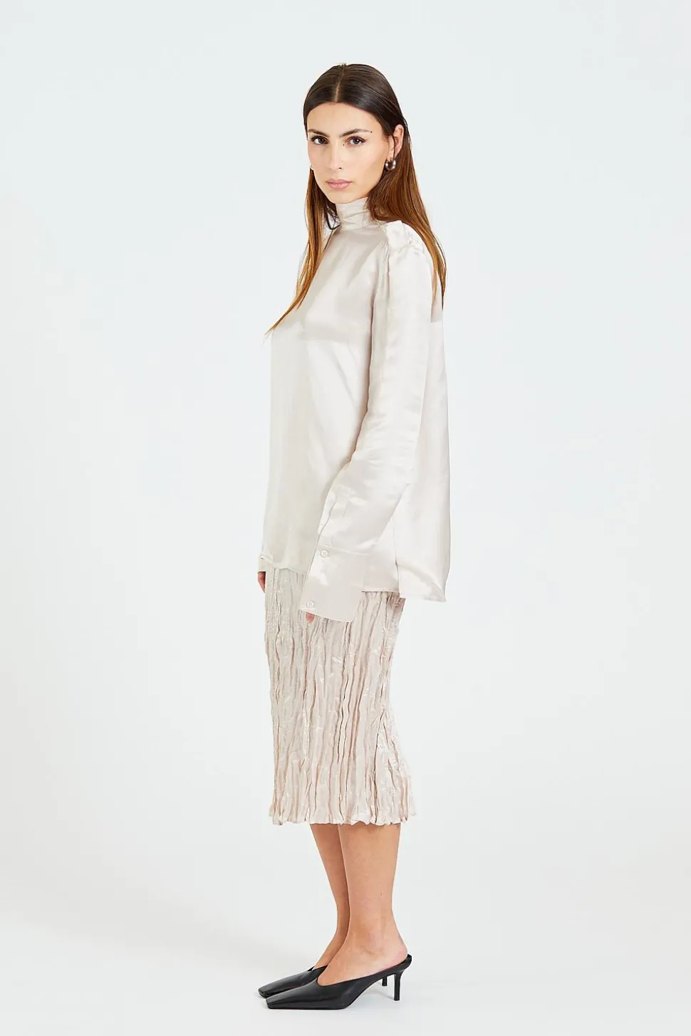 FN-WN-BLOU000860 Pebble Beige