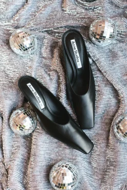 FN-WN-SHOE000600 Black