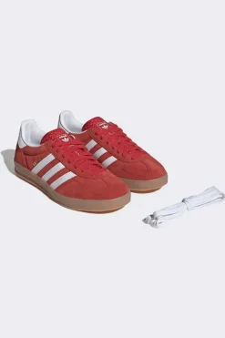 Gazelle Indoor Red/White