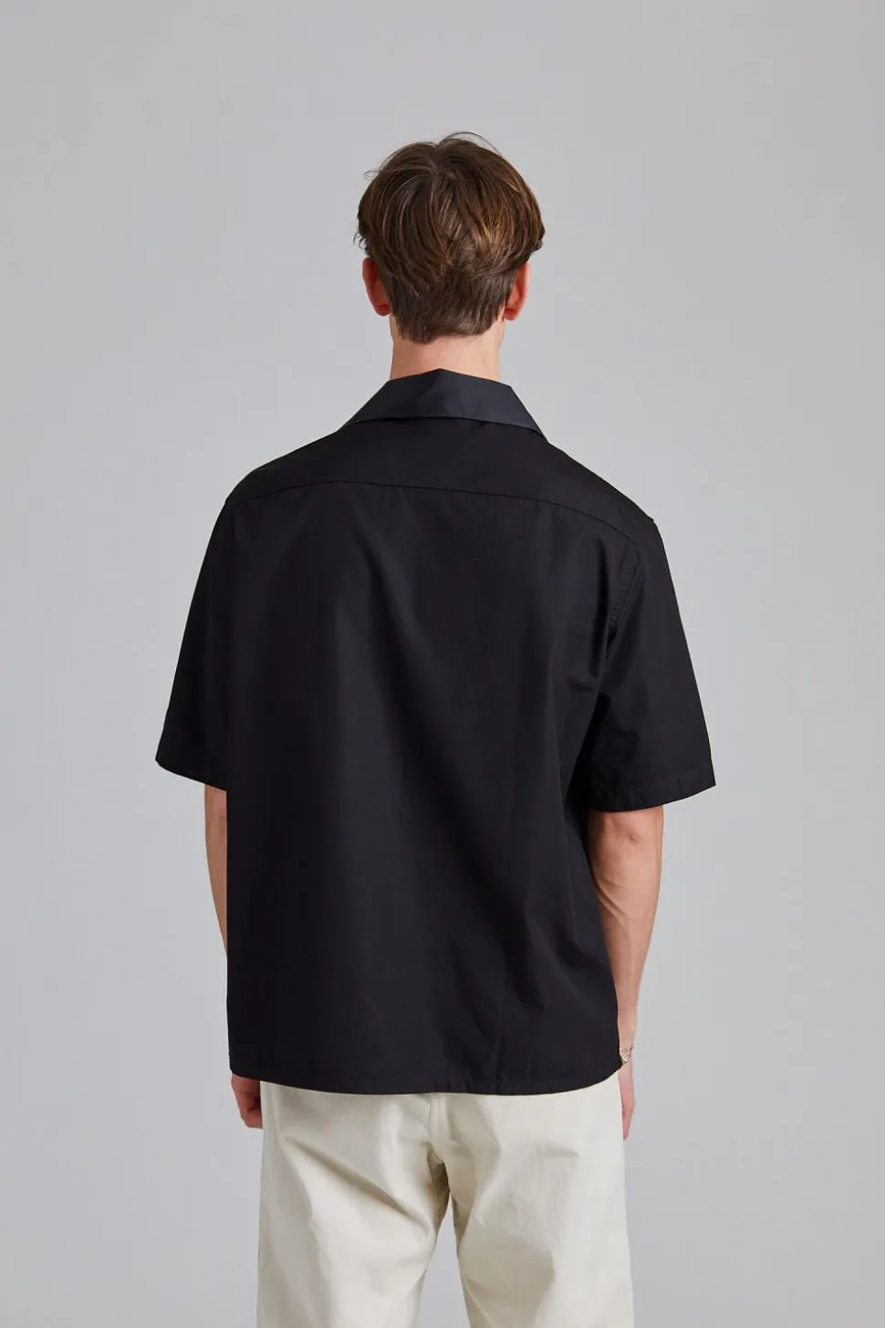 Heusen Shirt Shortsleeve Black All Day Poplin