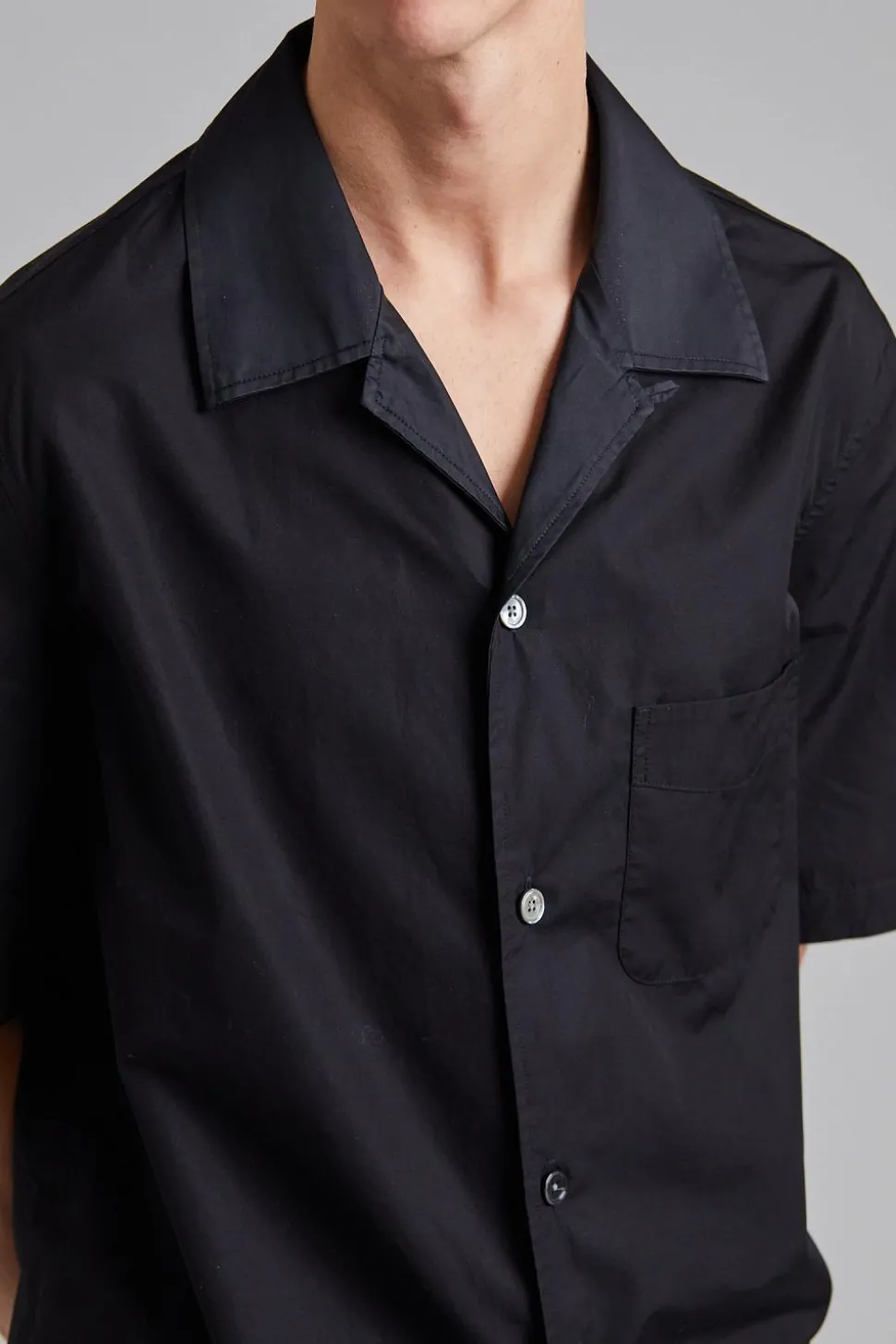 Heusen Shirt Shortsleeve Black All Day Poplin