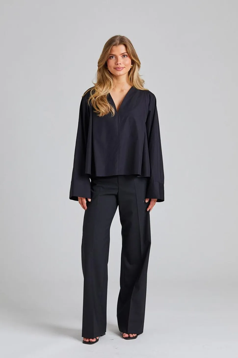 Javeria Blouse Black