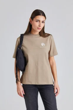 Kjerag Logos Tee Sand
