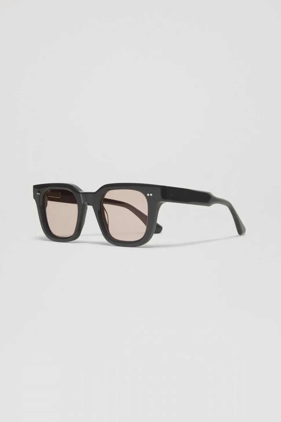 04 Lab Lense Dark Grey