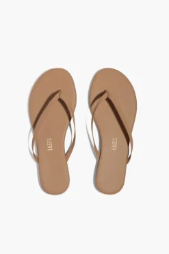 Lily Foundations Matte Beach Bum