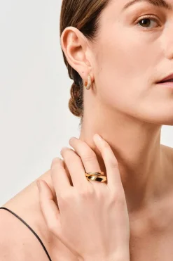 Liz Hoop Pave Gold