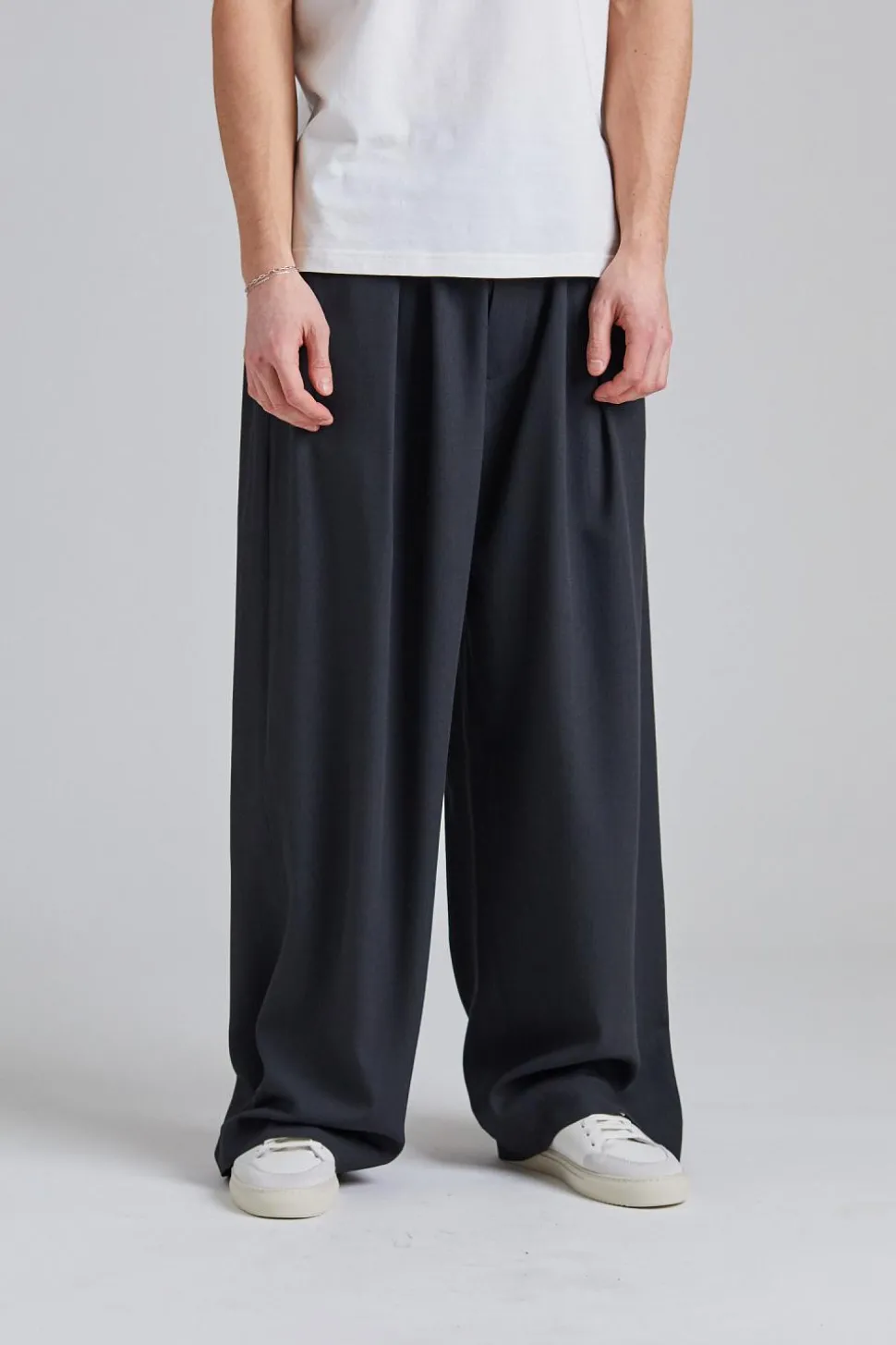 Logo Tape Trousers Charcoal Grey FN-MN-TROU001028