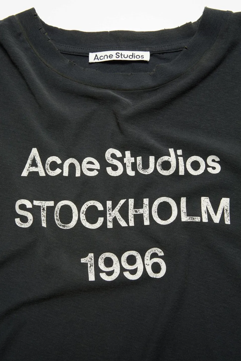 Logo T-shirt - Relaxed Fit Faded Black FN-UX-TSHI000013