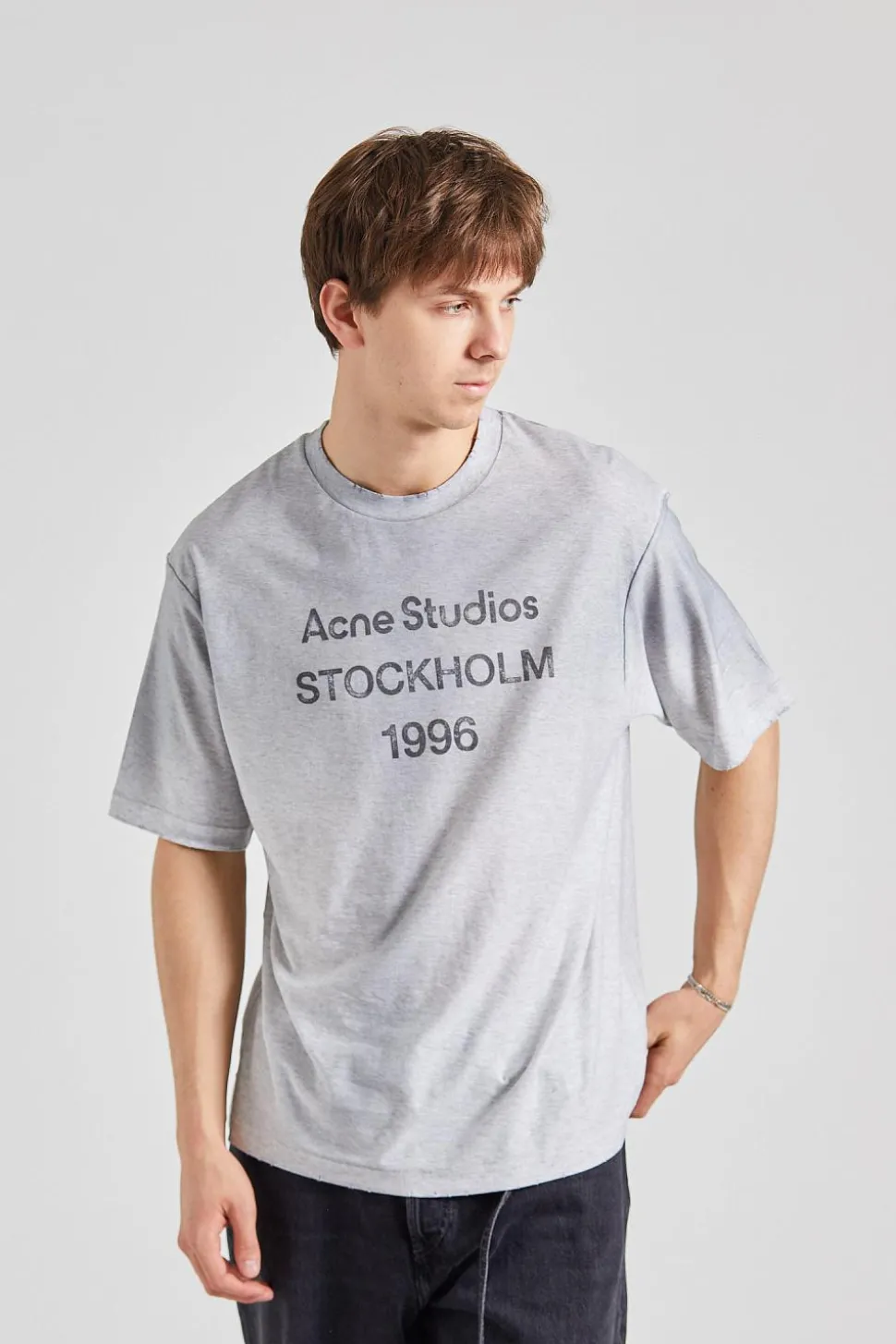 Logo T-shirt - Relaxed Unisex Fit Pale Grey Melange FN-UX-TSHI000017