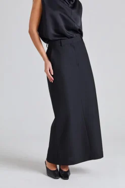 Low-Waist Straight Skirt Black