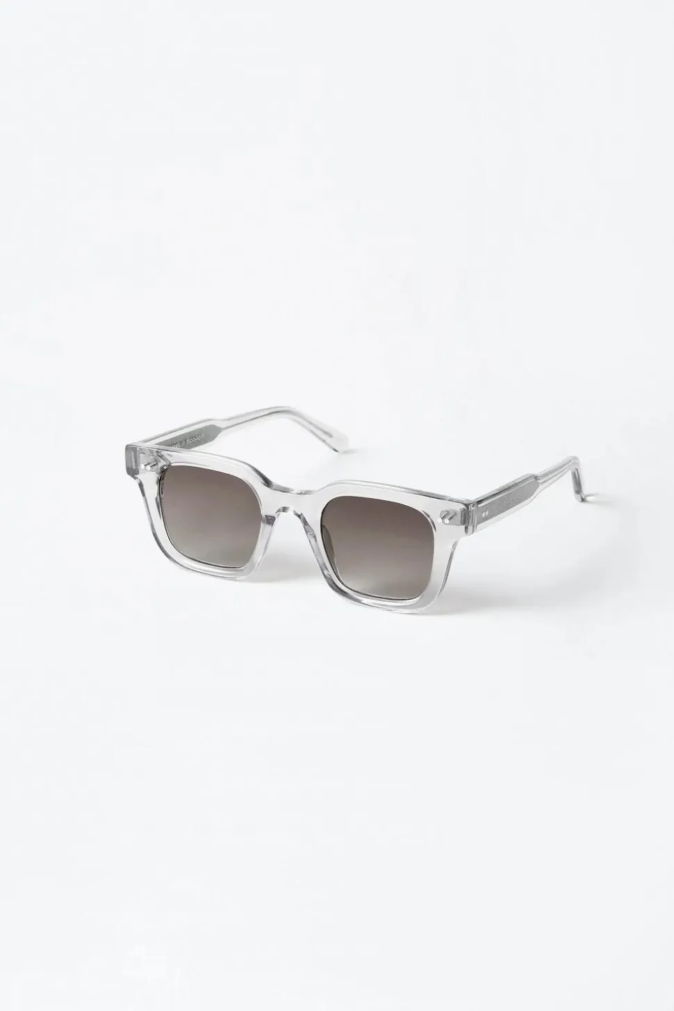 04M Grey