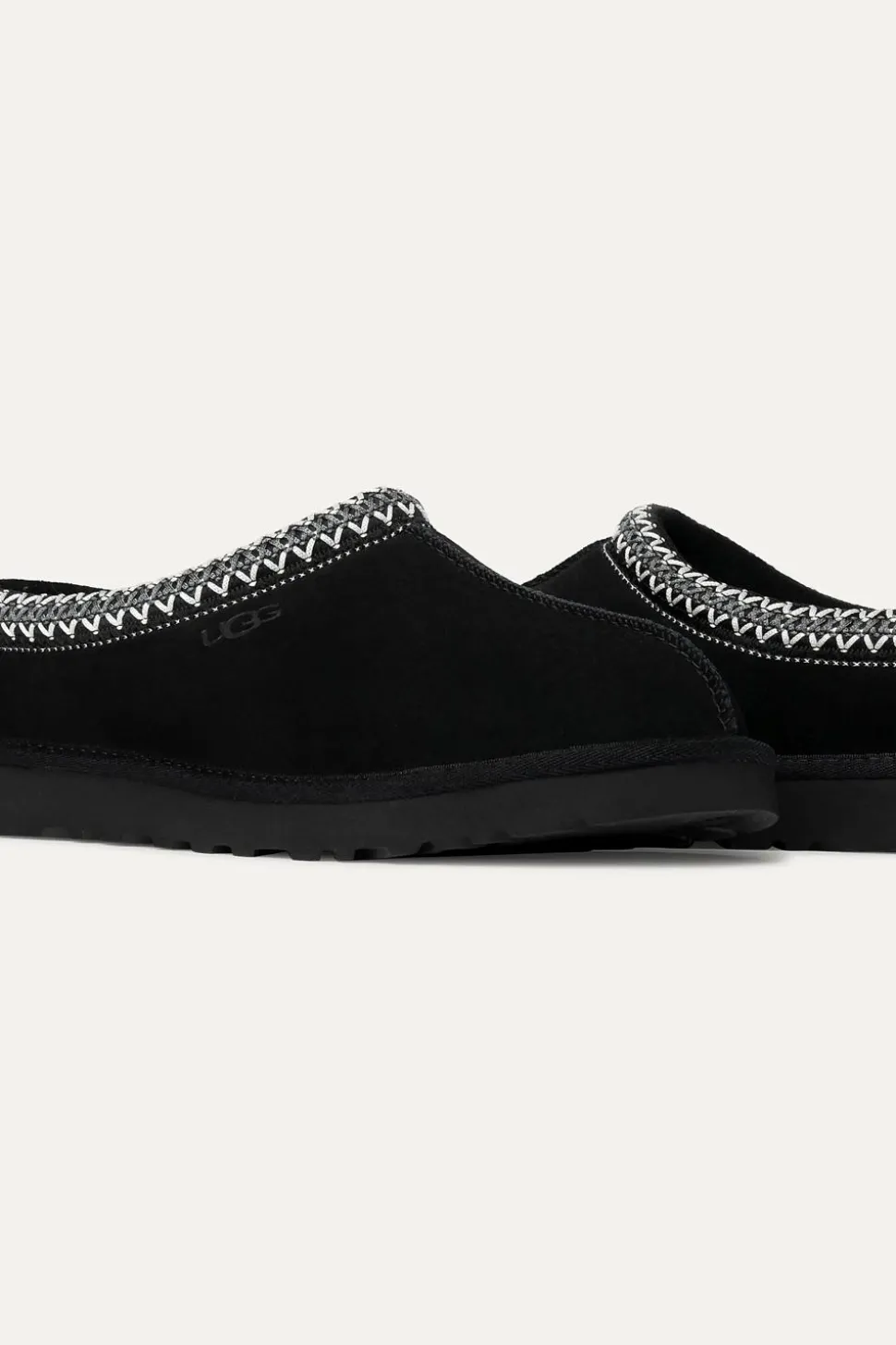 M Tasman Black