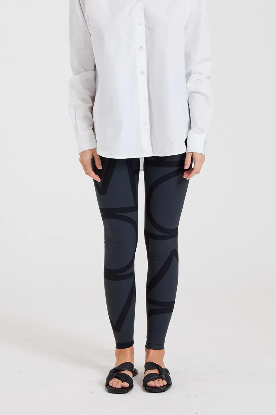 Monogram Leggings Black