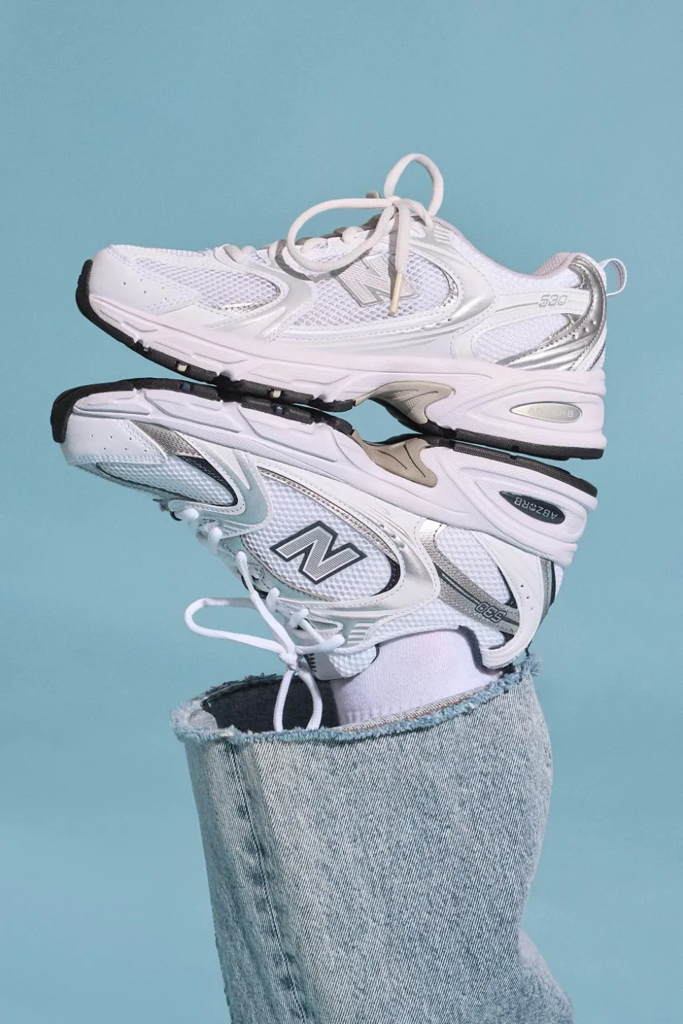 MR530EMA NB White/Silver Metallic