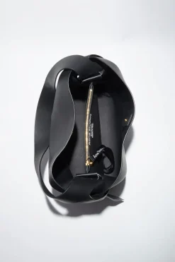 Musubi Midi Shoulder Bag Black