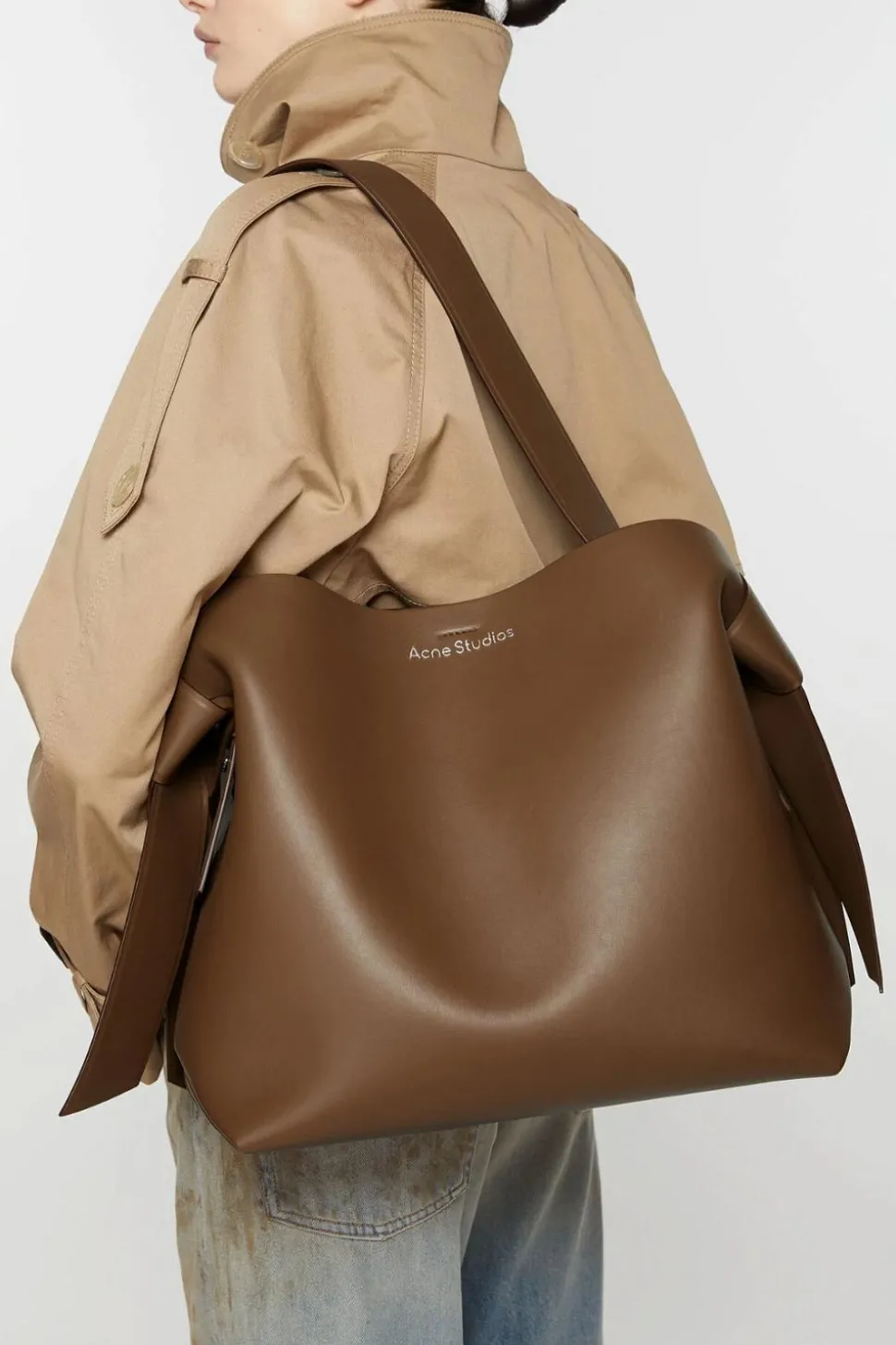 Musubi Midi Shoulder Bag R Camel Brown