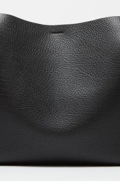 Musubi Midi Shoulder Bag Grain Black