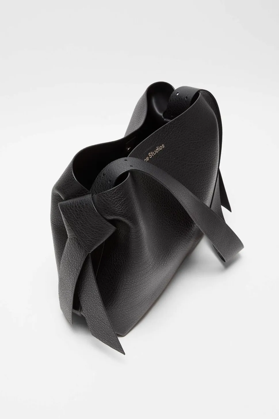 Musubi Midi Shoulder Bag Grain Black