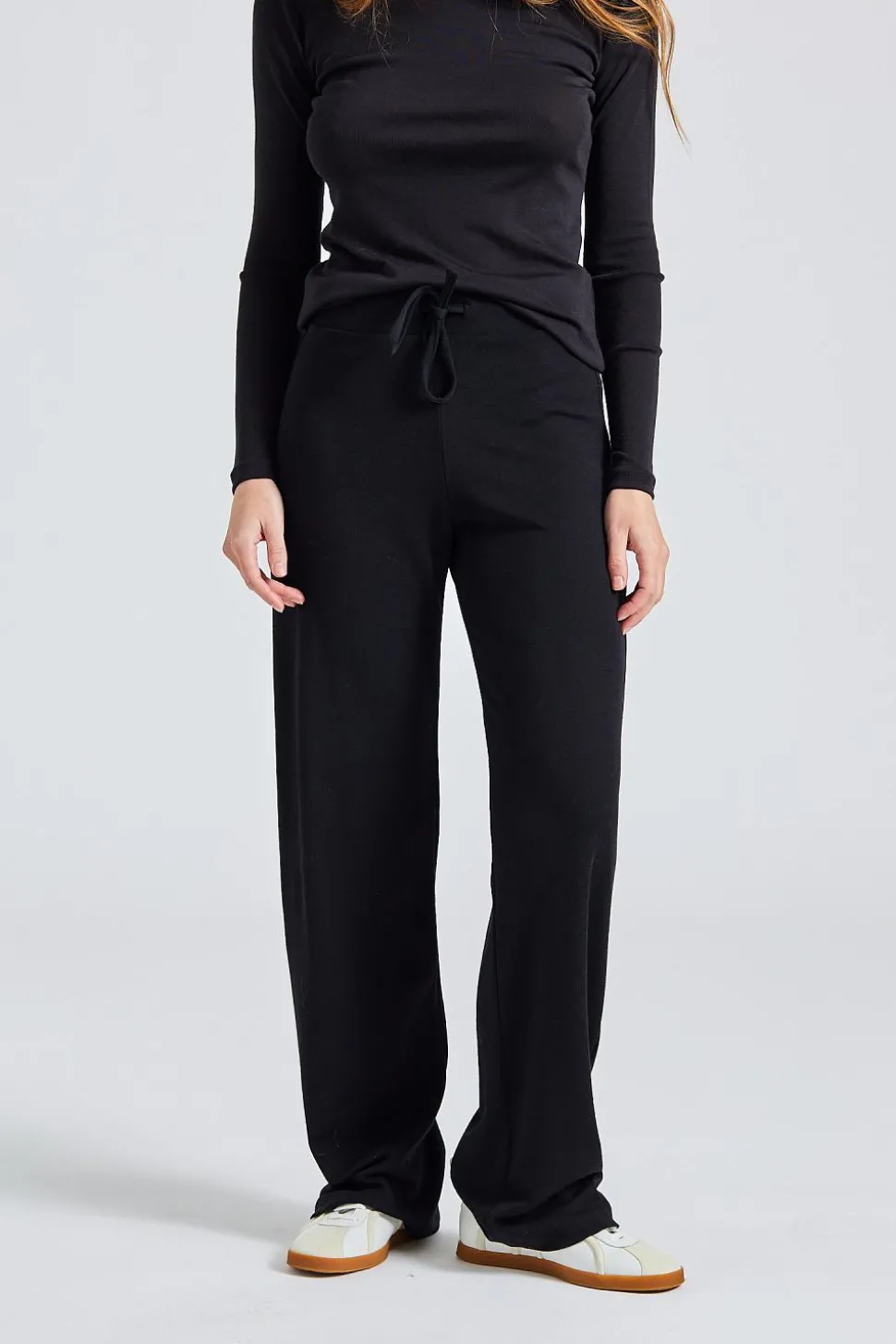 Ninni Wool Black
