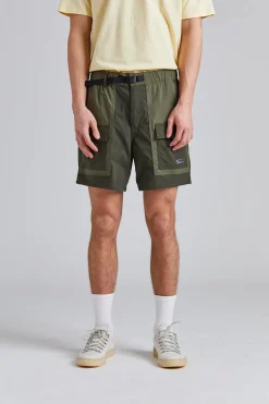 Outdoor Everyday Shorts Pine Needle Green