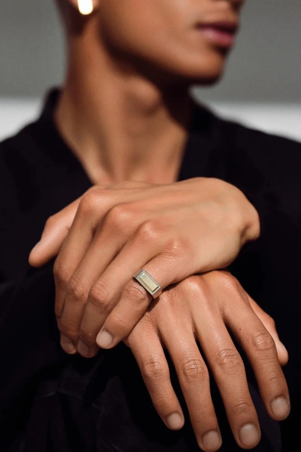 Peaky Ring Gold Top