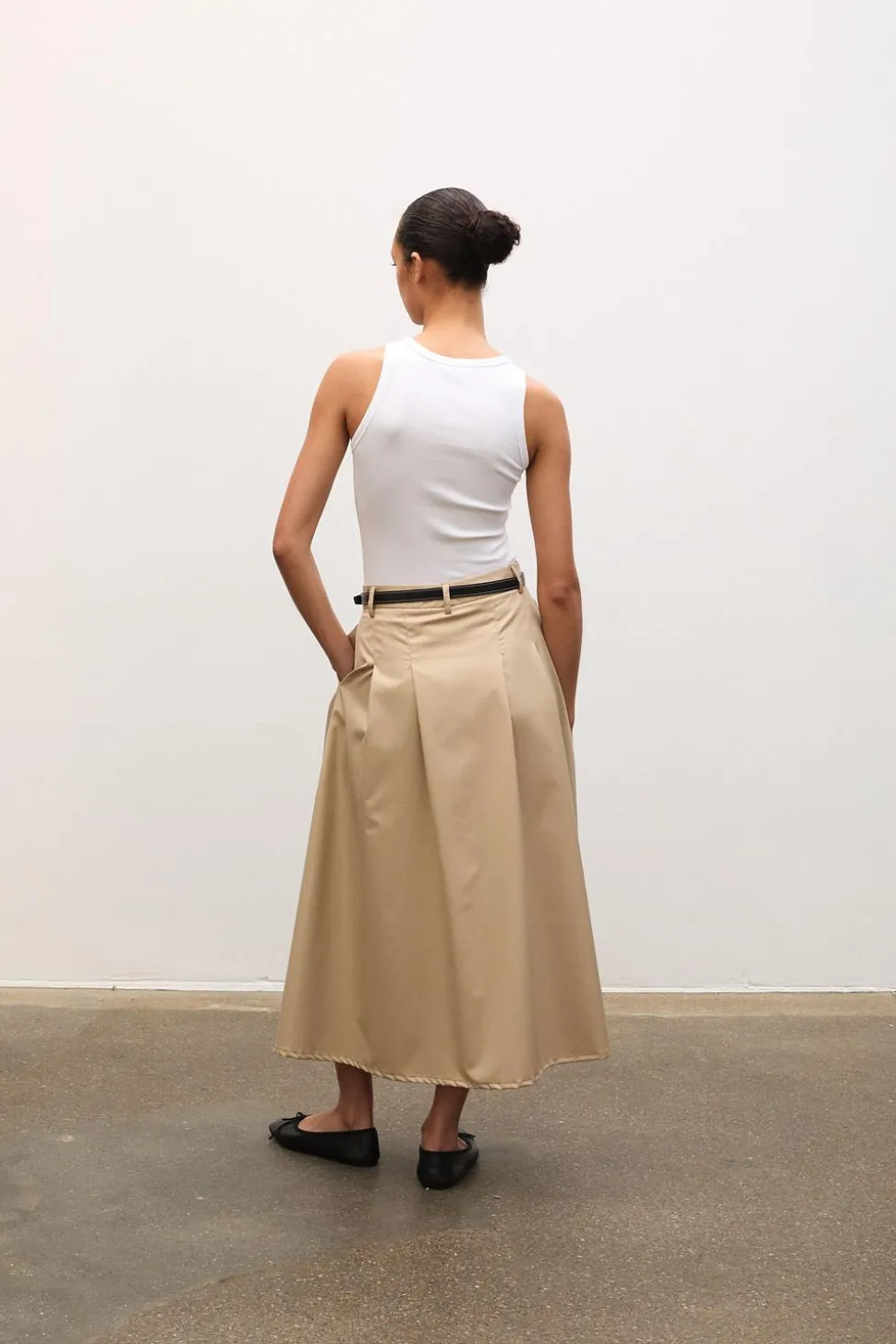 Pleated Midi Skirt Beige